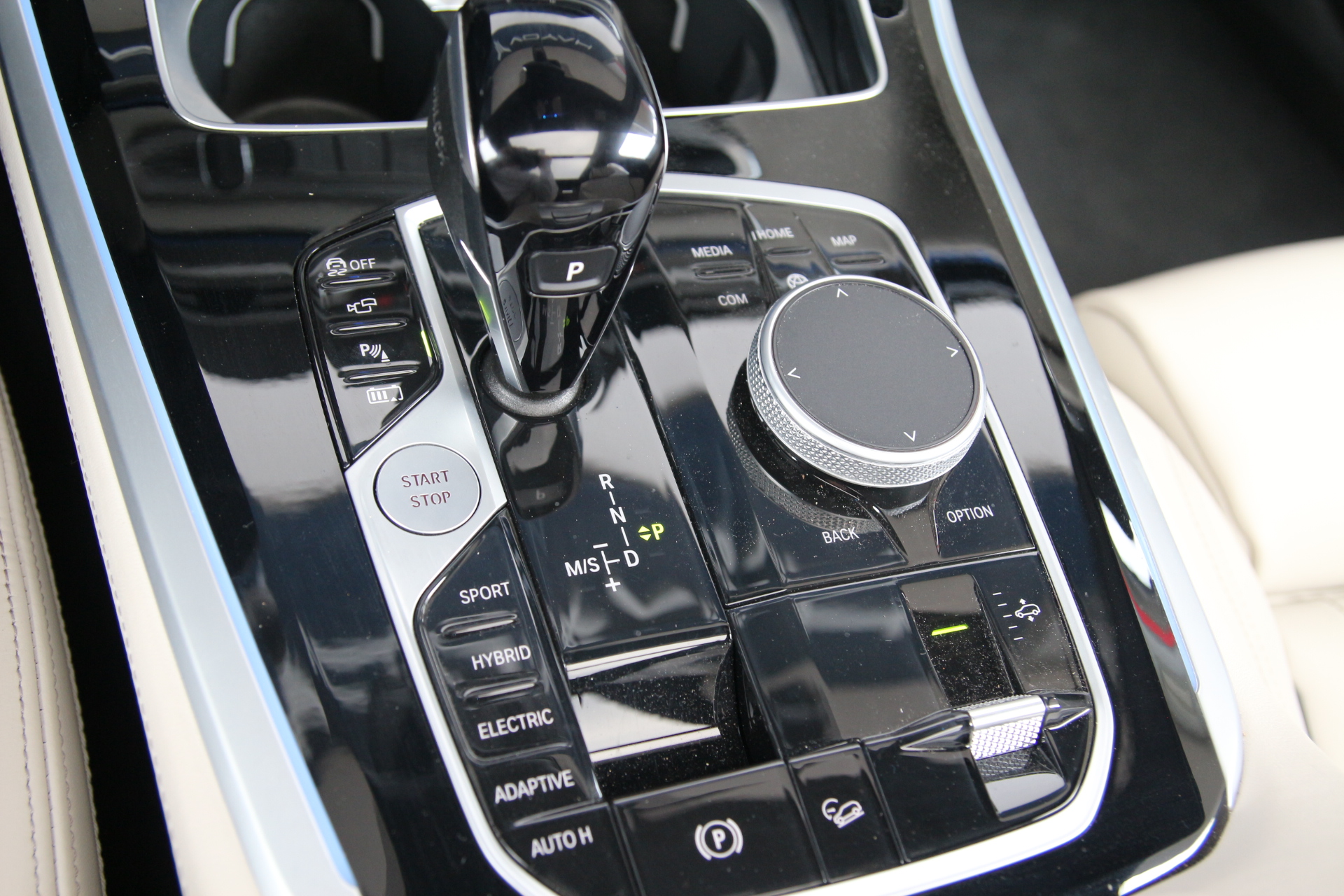 BMW X5 XDRIVE 45E