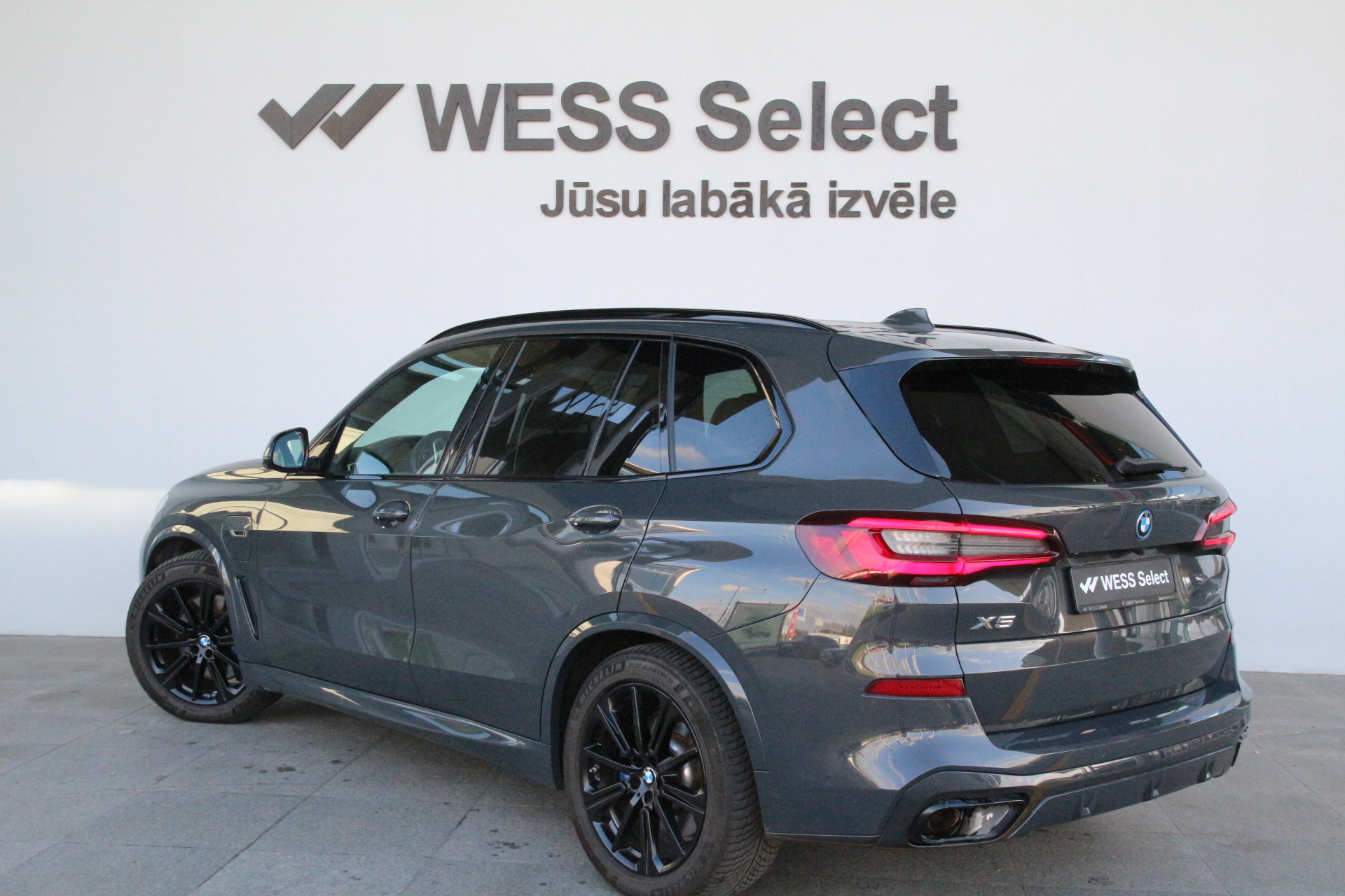 BMW X5 XDRIVE 45E
