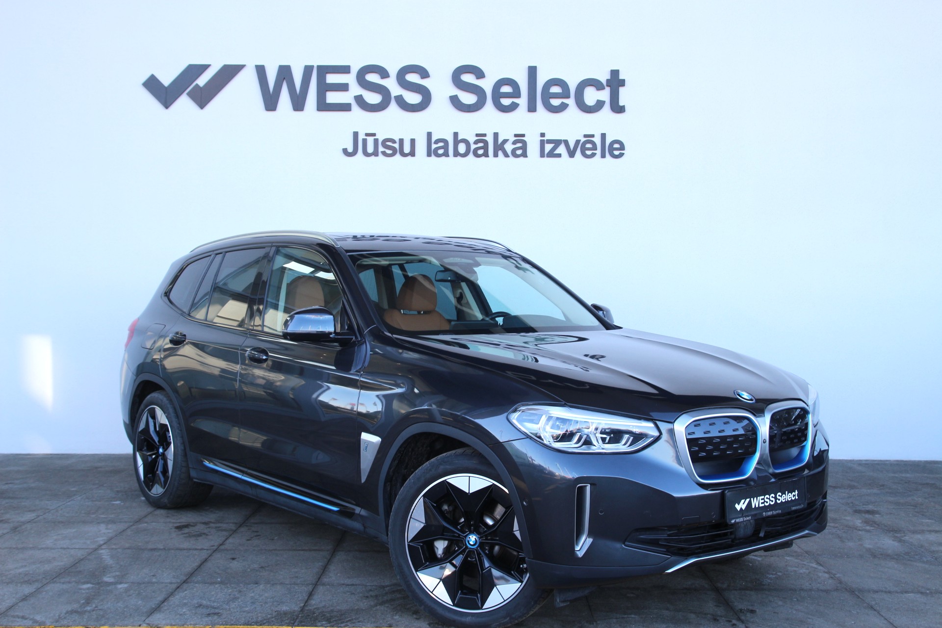 BMW iX3