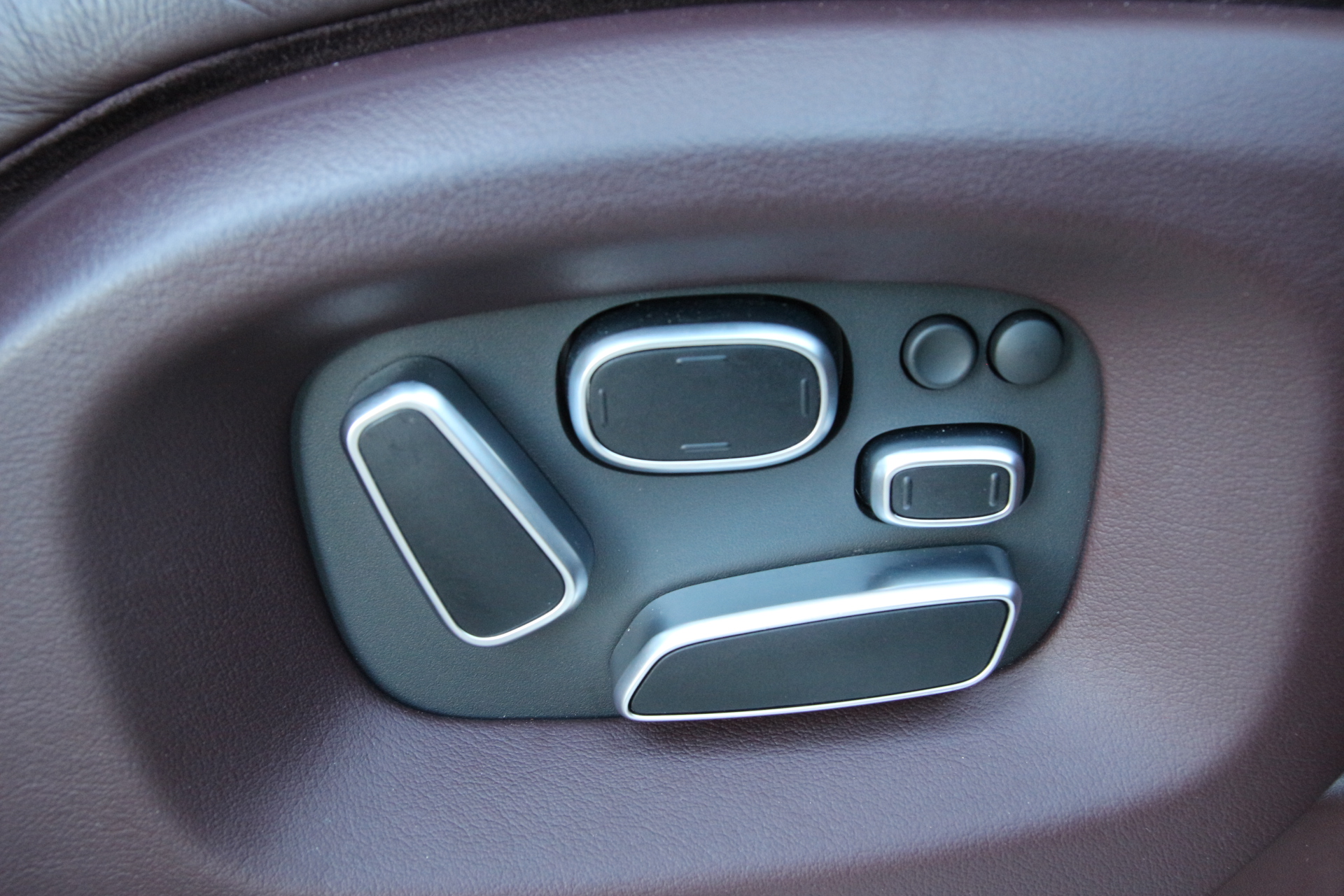 Range Rover Autobiography