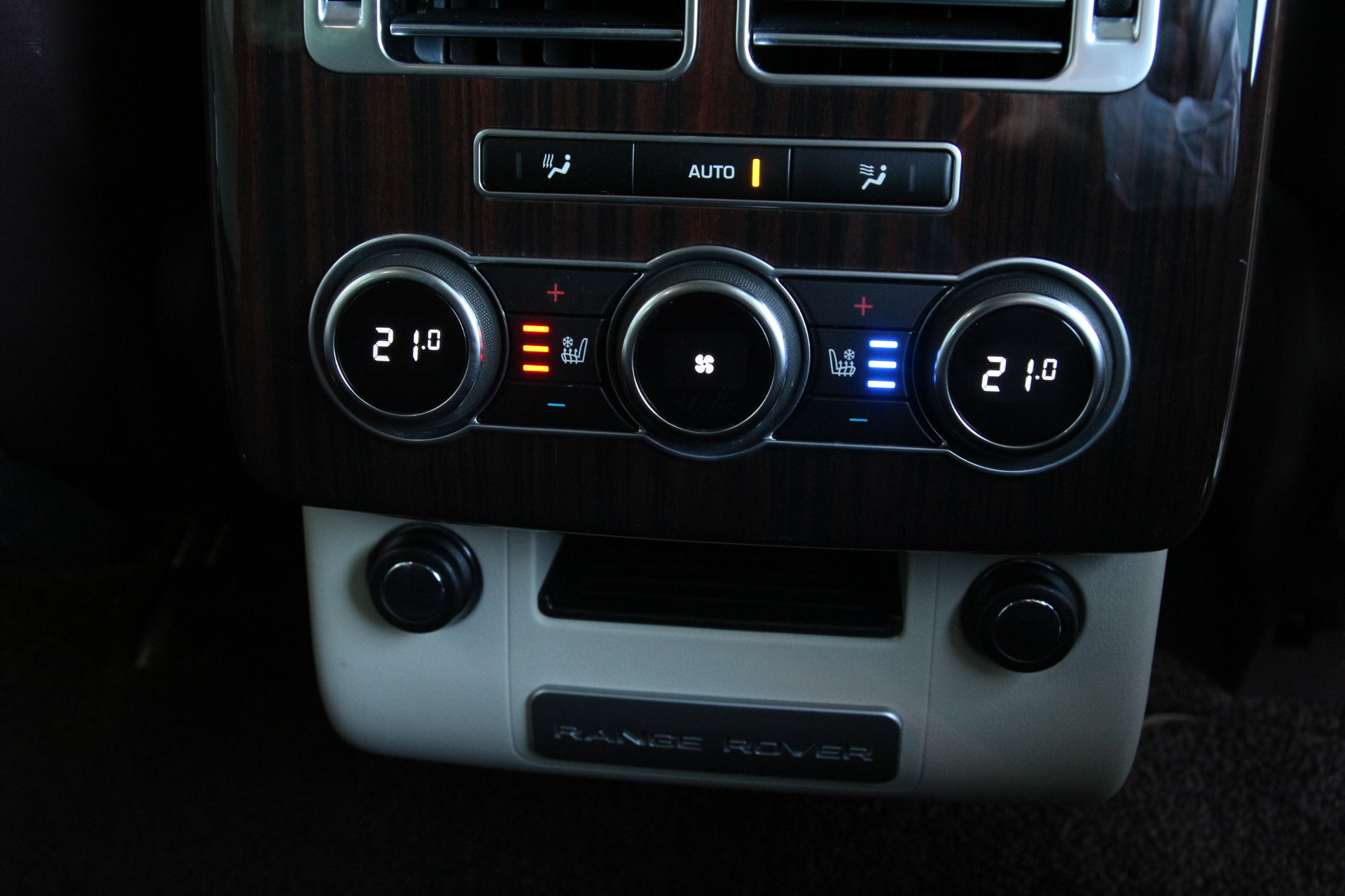 Range Rover Autobiography