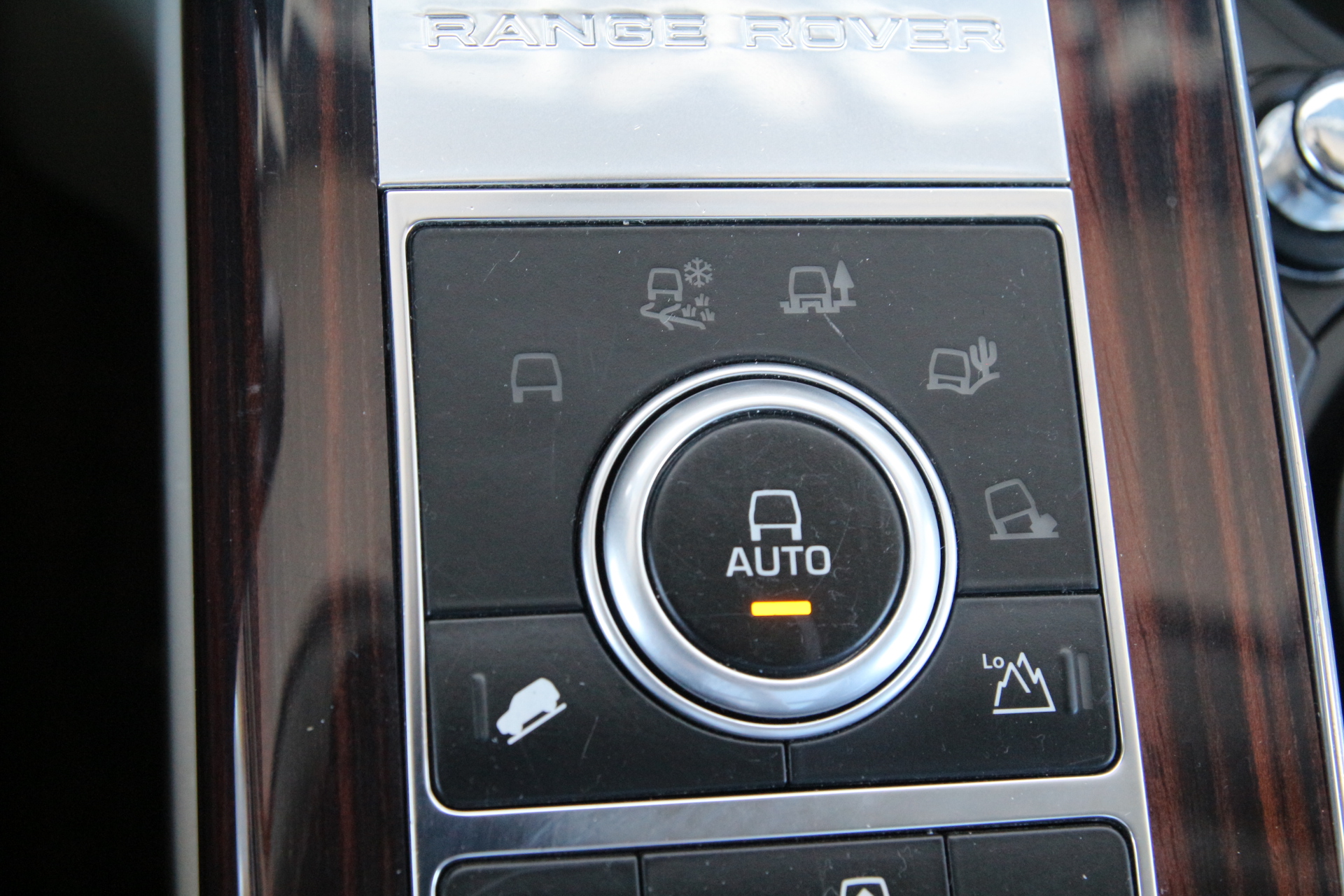 Range Rover Autobiography
