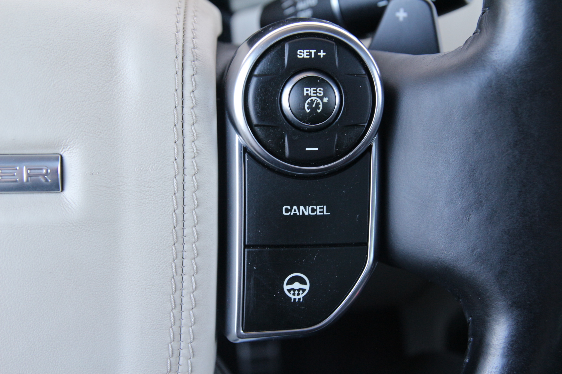 Range Rover Autobiography